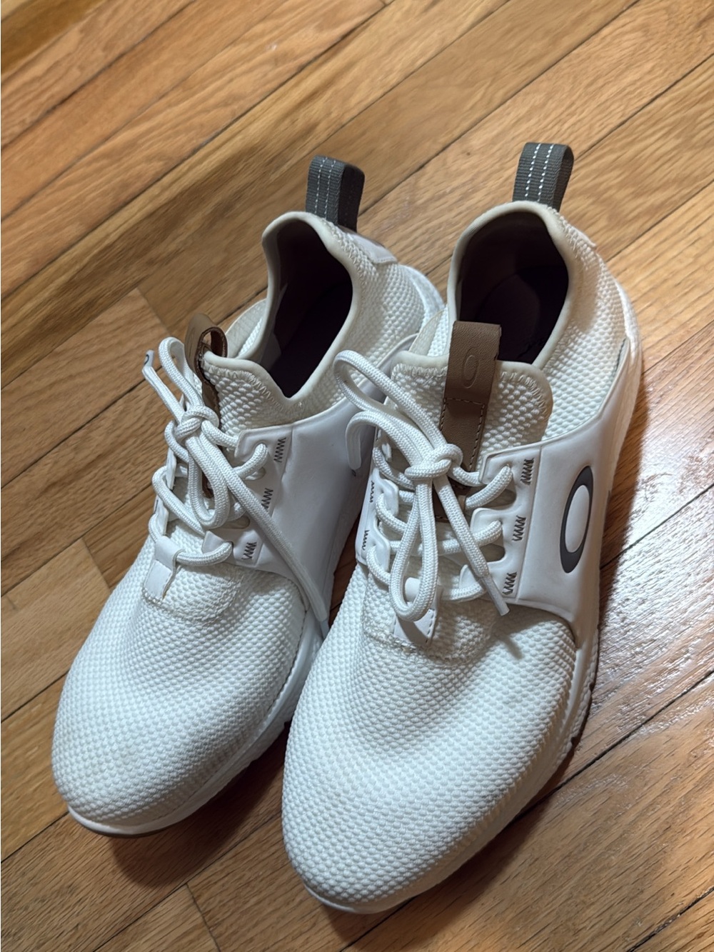 Oakley Men's White Knit Athletic Sneakers with Gray Heel Tabs